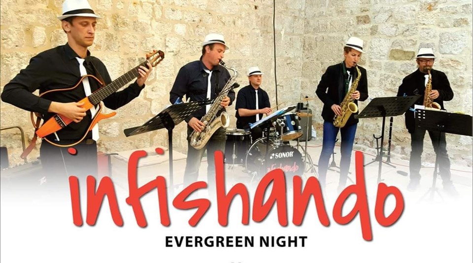 Evergreen večer grupe Infišando u Pagu, 19.8.2019.