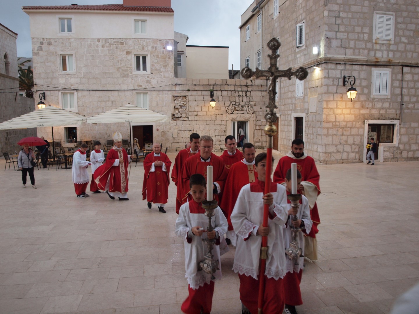 Apostolski nuncij mons. Giorgio Lingua predvodi proslavu Sv. Trna Isusova u Pagu