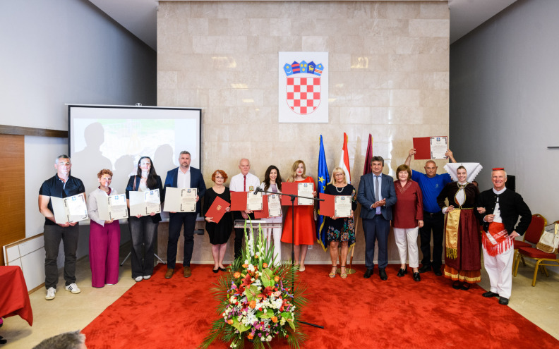 Svečanom sjednicom obilježen Dan Grada i utemeljenja grada Paga
