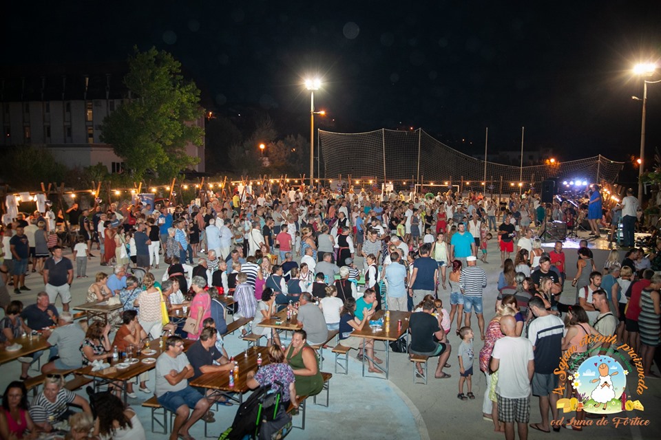 Održan 4. Sajam otočnih proizvoda „Od Luna do Fortice“