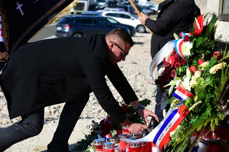 MessengercreationC72DAD52-2D7C-4B16-8A20-D4F10094105D